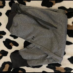 COPY - Under Armour women’s Large Jogger/fleece jaw string pants